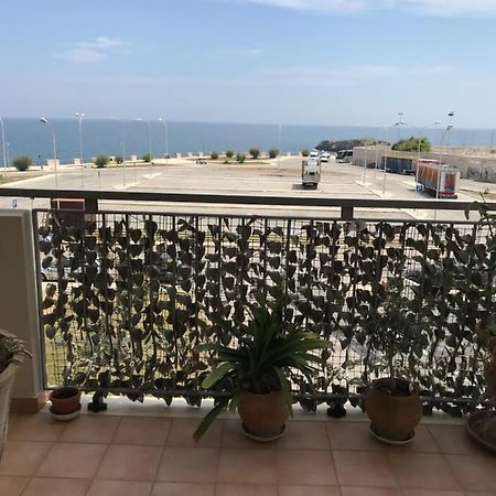Lo Scoglio Bed and Breakfast Polignano a Mare Exteriör bild