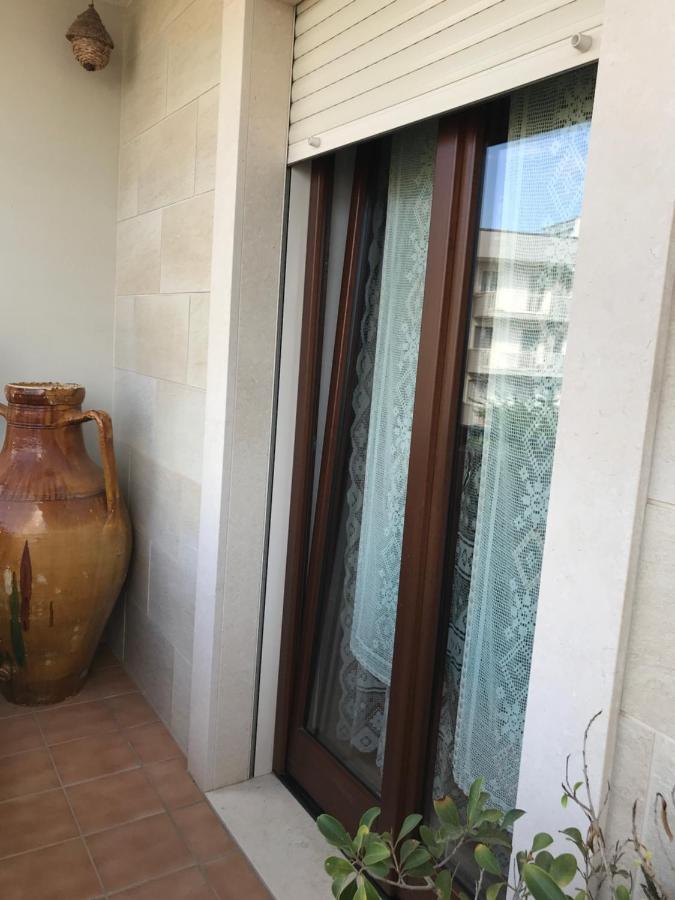Lo Scoglio Bed and Breakfast Polignano a Mare Exteriör bild