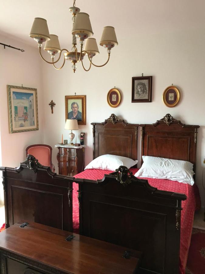 Lo Scoglio Bed and Breakfast Polignano a Mare Exteriör bild